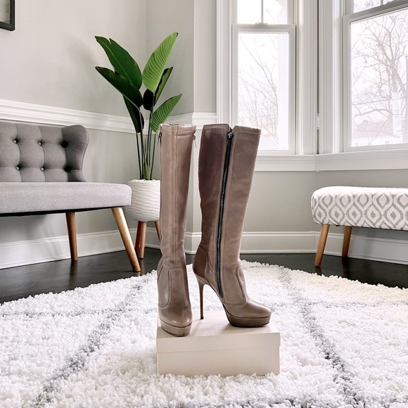 JIMMY CHOO Haze 120 Knee High Semi Pointed Toe Boots in Taupe Grey Leather 37 💕 - Picture 6 of 6